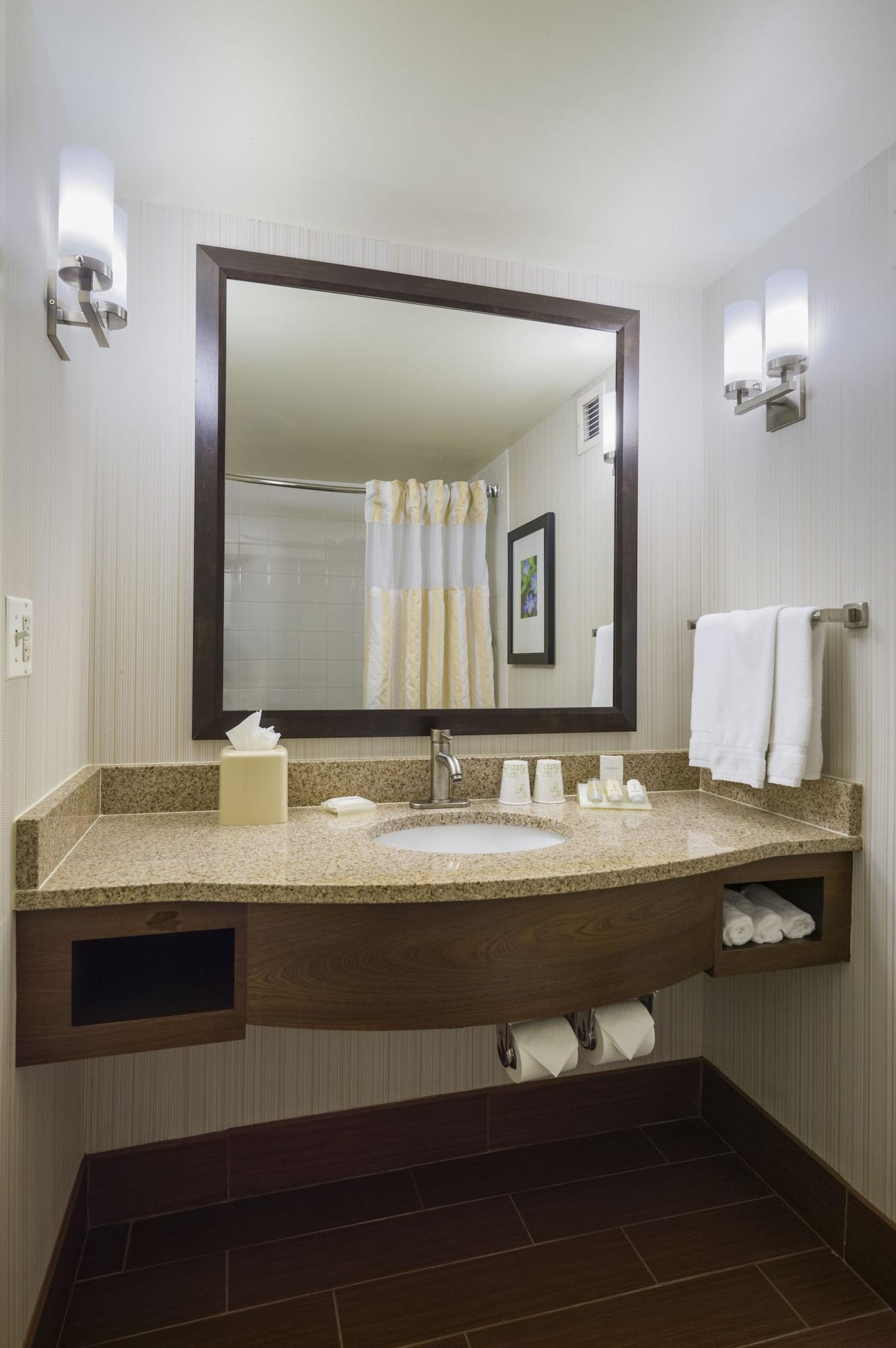 Hilton Garden Inn Edison/Raritan Center Eksteriør bilde