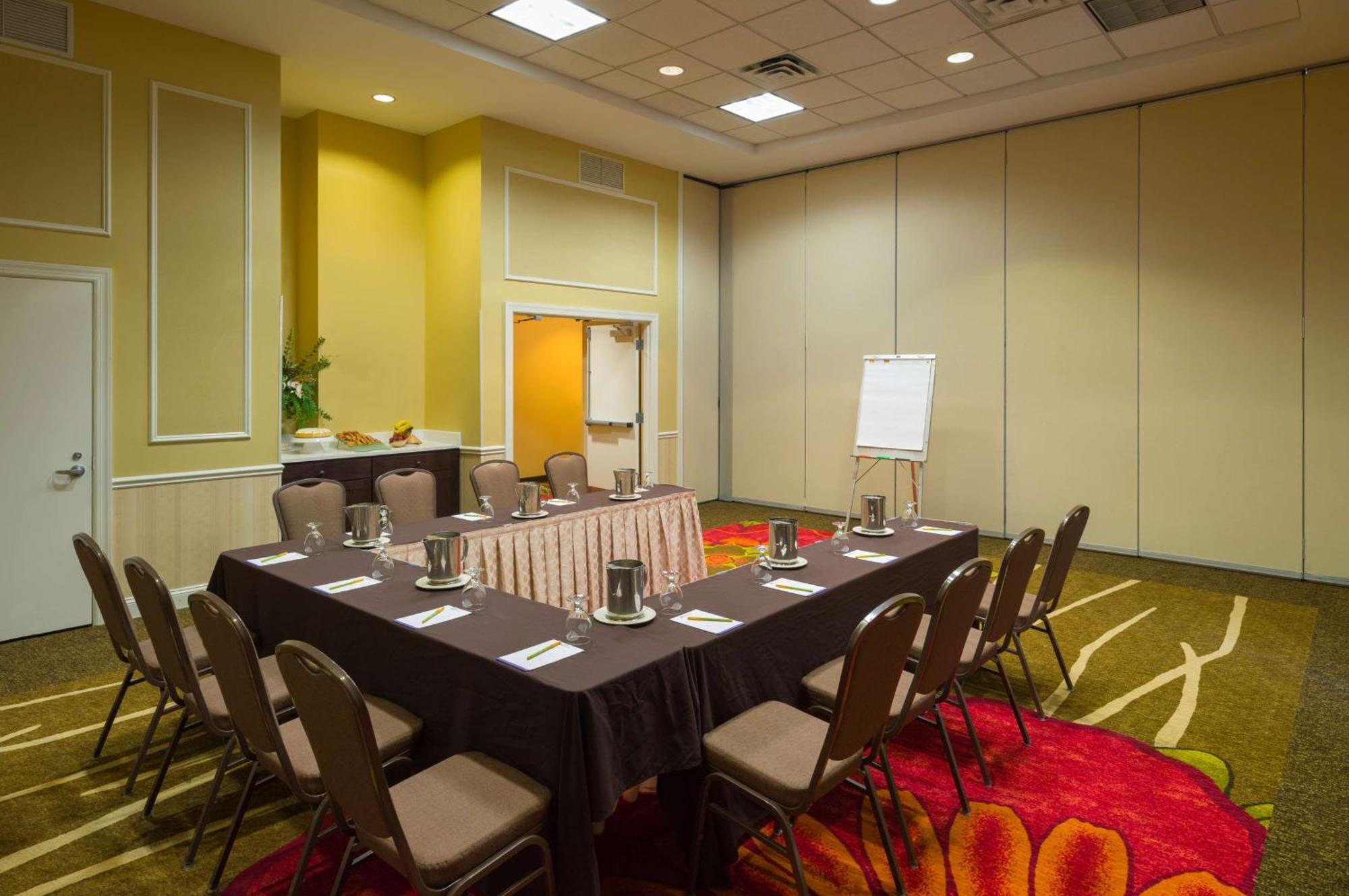 Hilton Garden Inn Edison/Raritan Center Eksteriør bilde