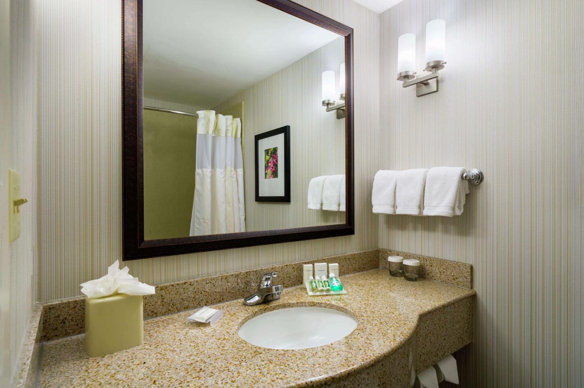 Hilton Garden Inn Edison/Raritan Center Eksteriør bilde